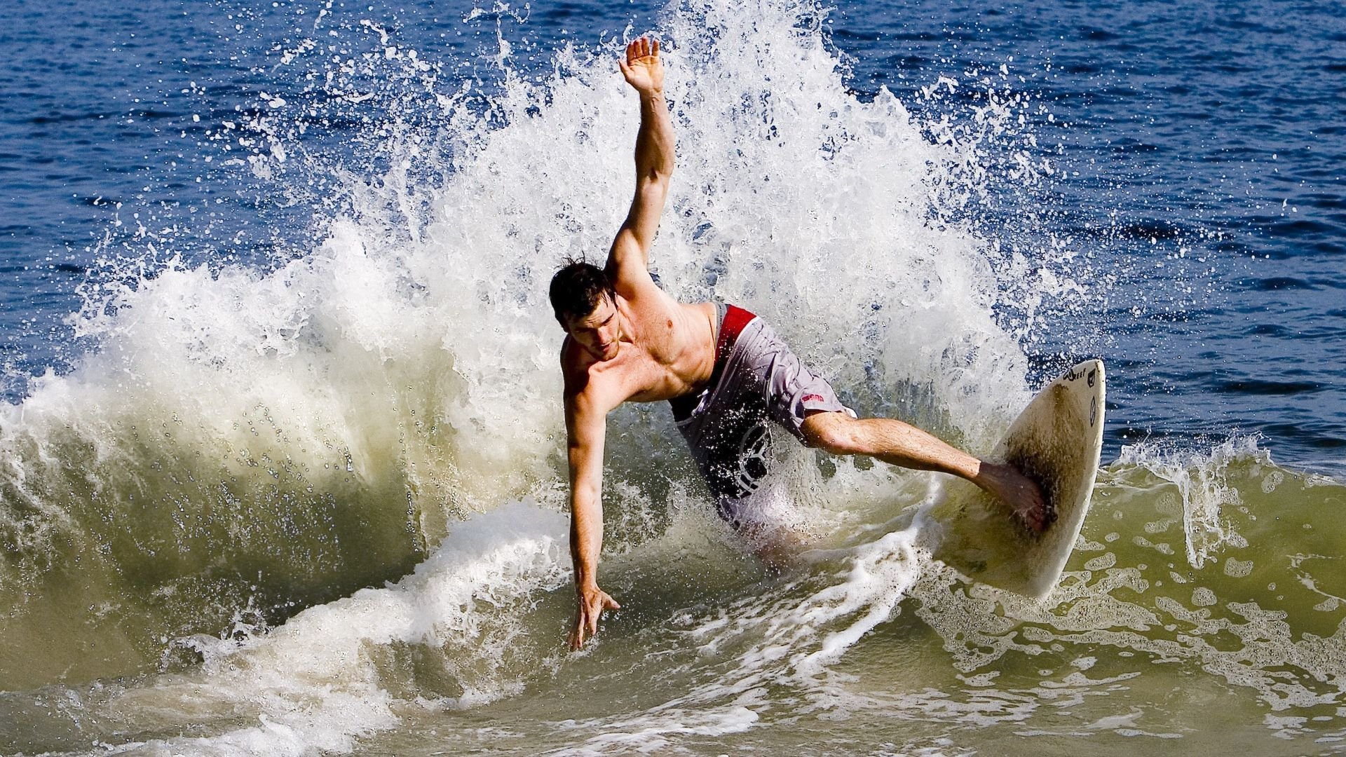 体育医疗保障体系不断完善，医疗保健体育