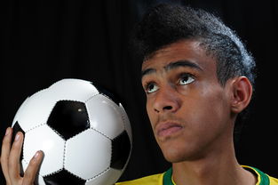 开云官方-《FIFA》电竞联赛线上淘汰赛激烈进行,冠军争夺激烈,fifa20电竞比赛