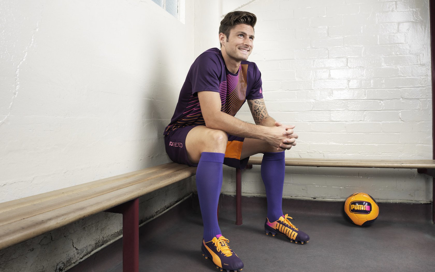 开云全站-伟大,库里承认特雷·杨让他意识到自己对NBA的真正影响力,特雷杨能超越库里吗